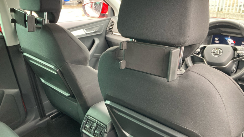 Skoda Karoq 1.5 TSI SE Drive 5dr Petrol Estate